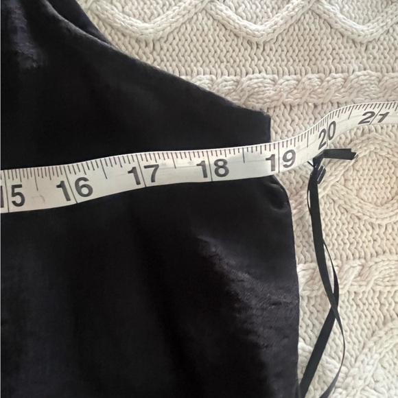 Simply Vera Vera Wang Black Sleeveless Women's Top Rayon Blend size XS - Picture 13 of 13